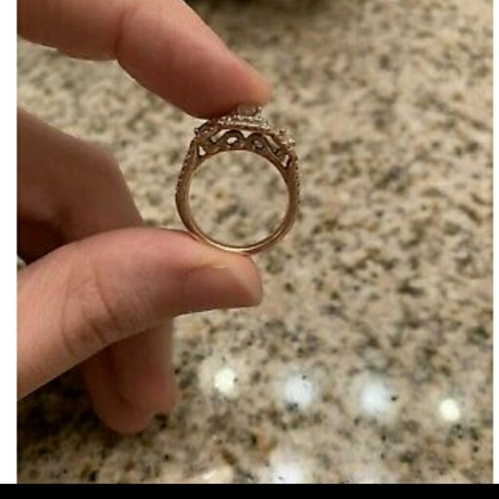 Diamond Ring - Picture 9 of 9